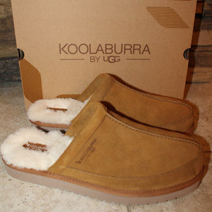 UGG‎ KOOLABURRA MEN'S CHESNUT SUEDE SLIPPERS